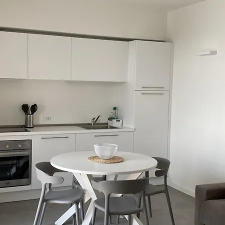 Sirmio Apartments - Darsena Stay Sirmione Exterior photo