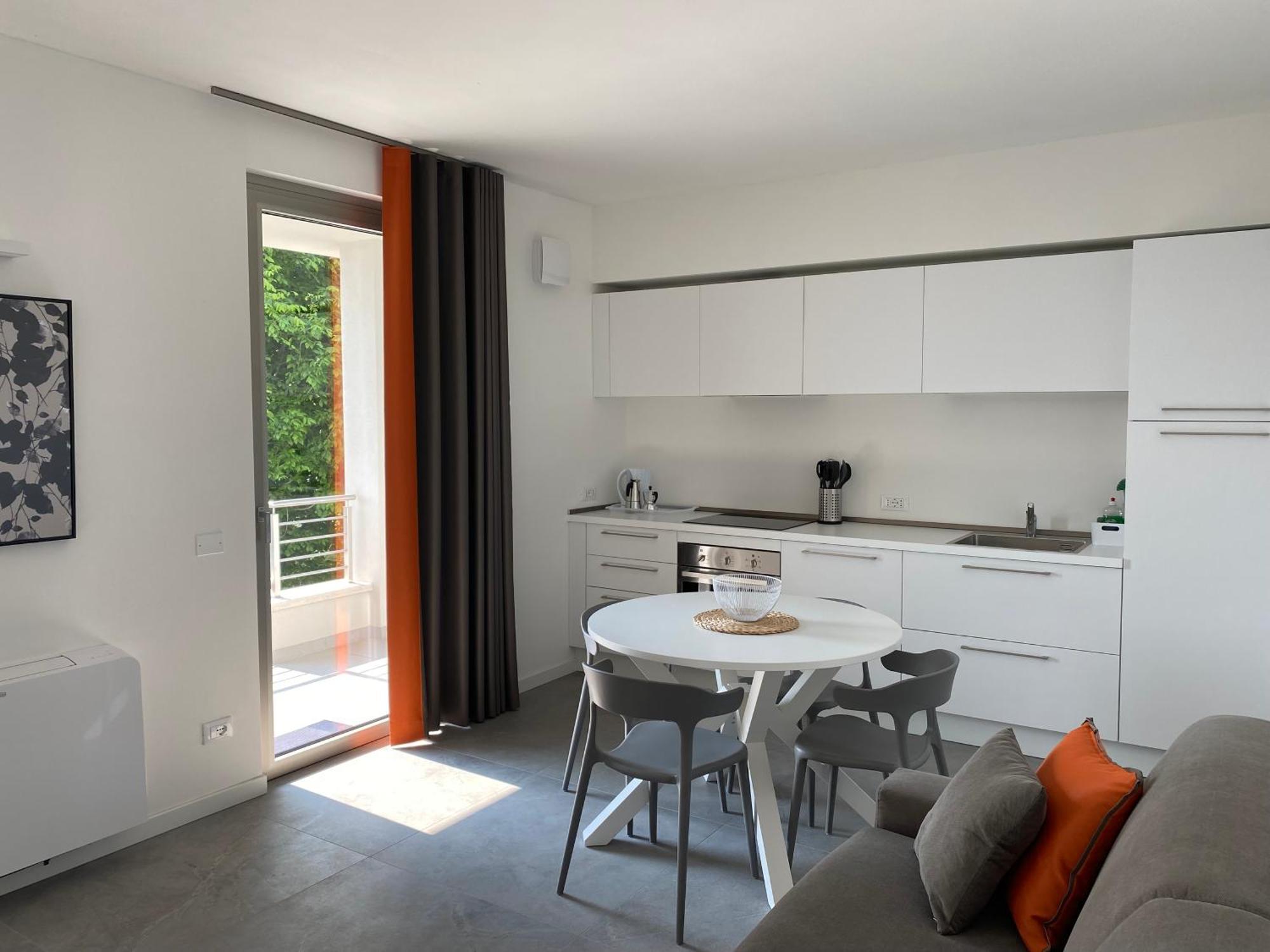 Sirmio - Darsena Apartamento Sirmione